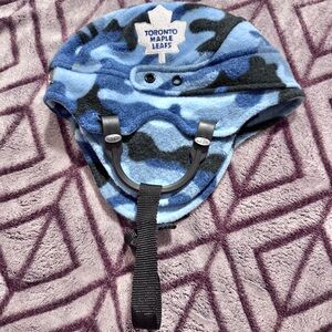 NHL Toronto Maple Leafs Blue Fleece Camouflage Kids Hat with Chin Strap